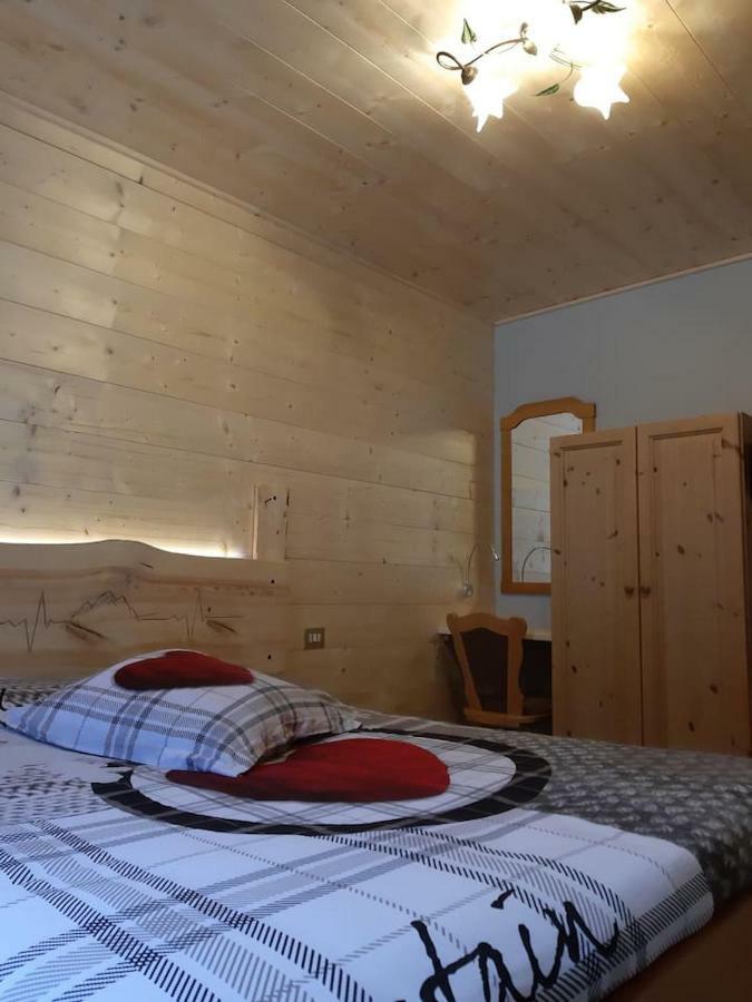Apartmán Casa Ai Ross Valdisotto Exteriér fotografie